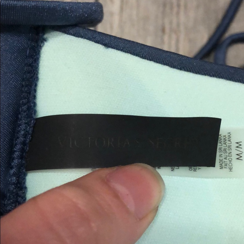 VS SWIM TOP - Picture 5 of 6